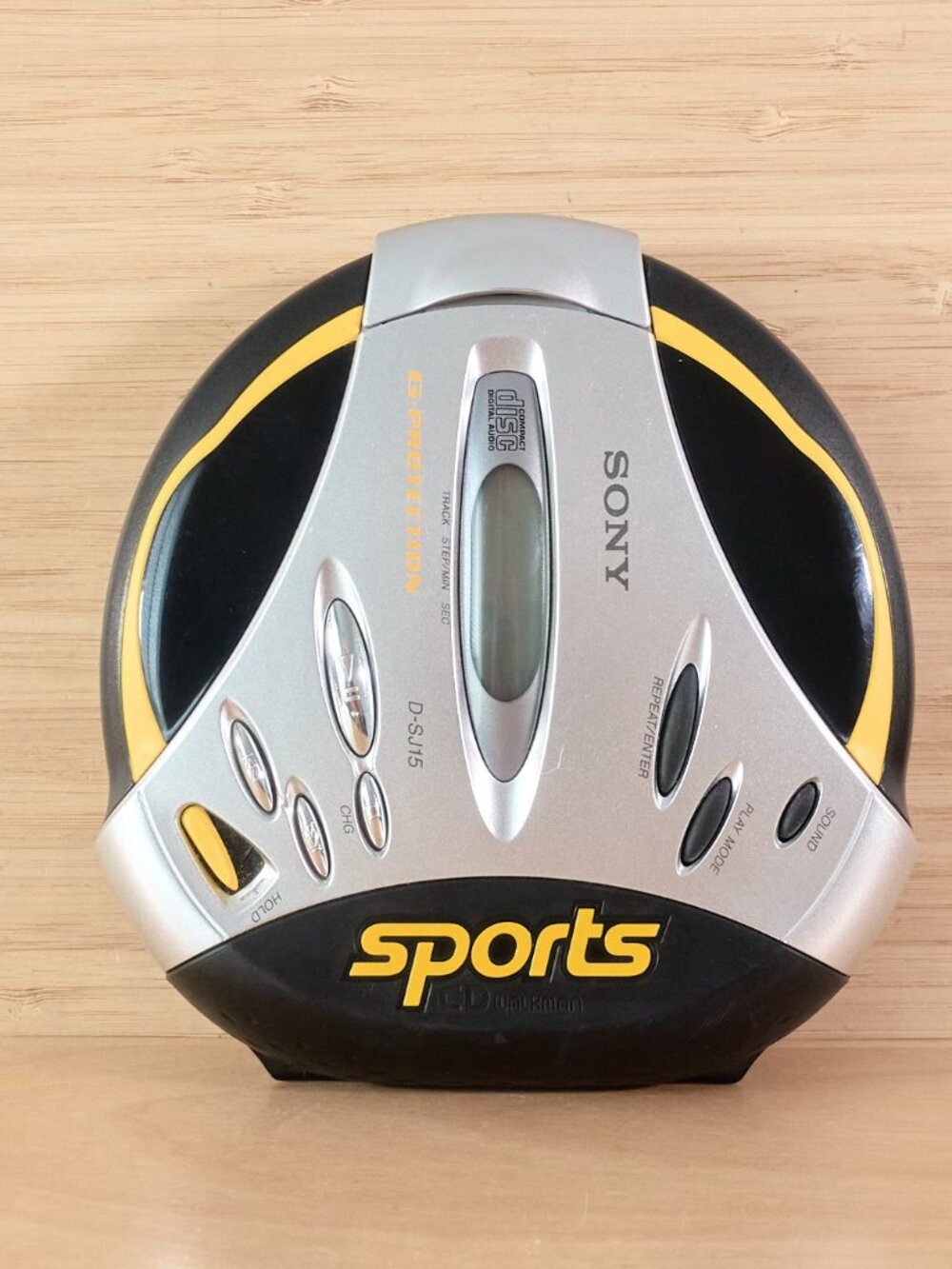 Vintage Sony Sports CD Walkman D-SJ15, Tested Working V